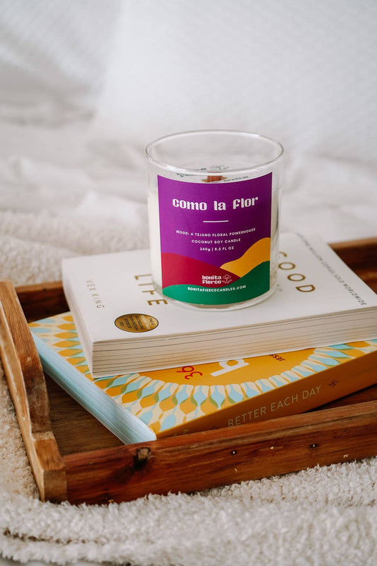 Como La Flor Candle