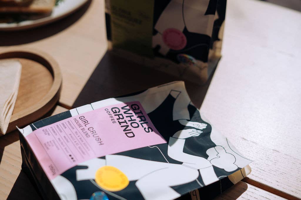 Coffee, Girl Crush blend. El Salvador & Brazil.