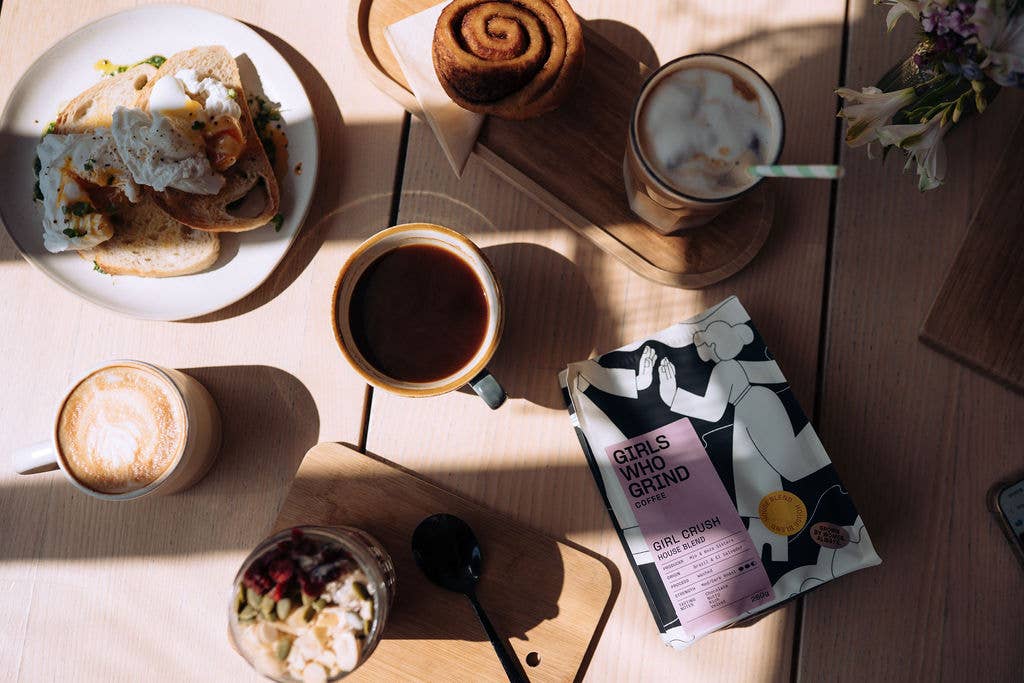 Coffee, Girl Crush blend. El Salvador & Brazil.