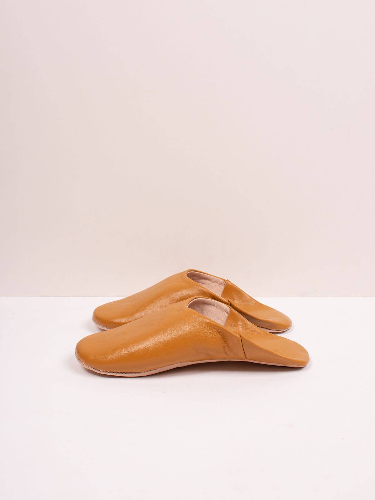 Moroccan Men's Babouche Slippers, Ochre