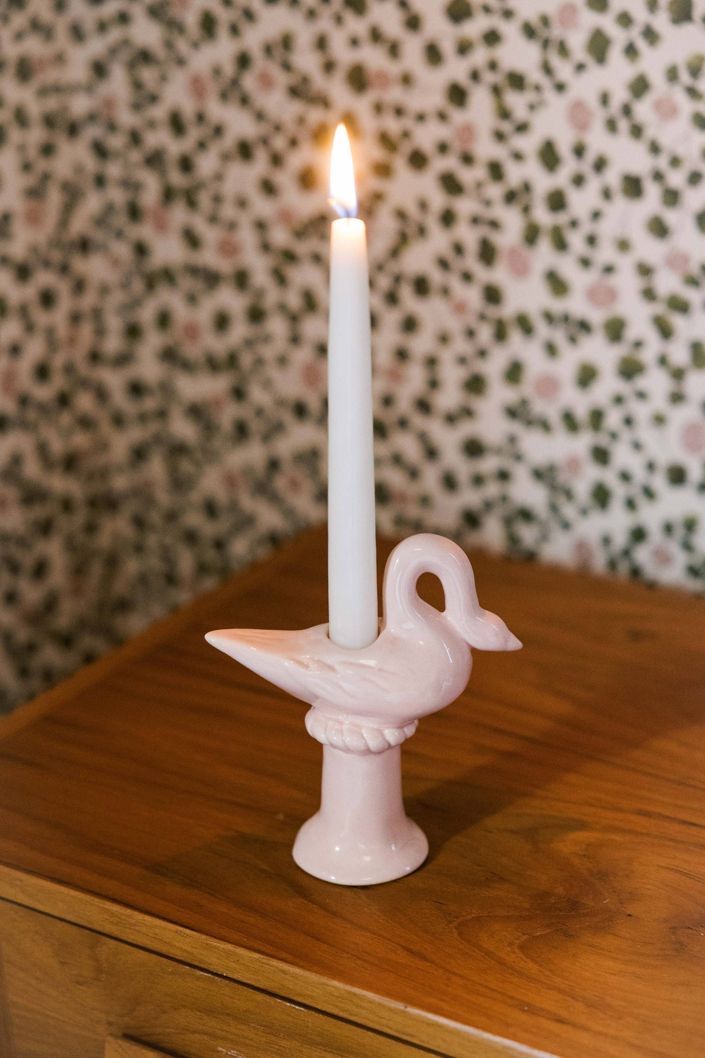 Nordic Swan Candlestick Holder | Pink
