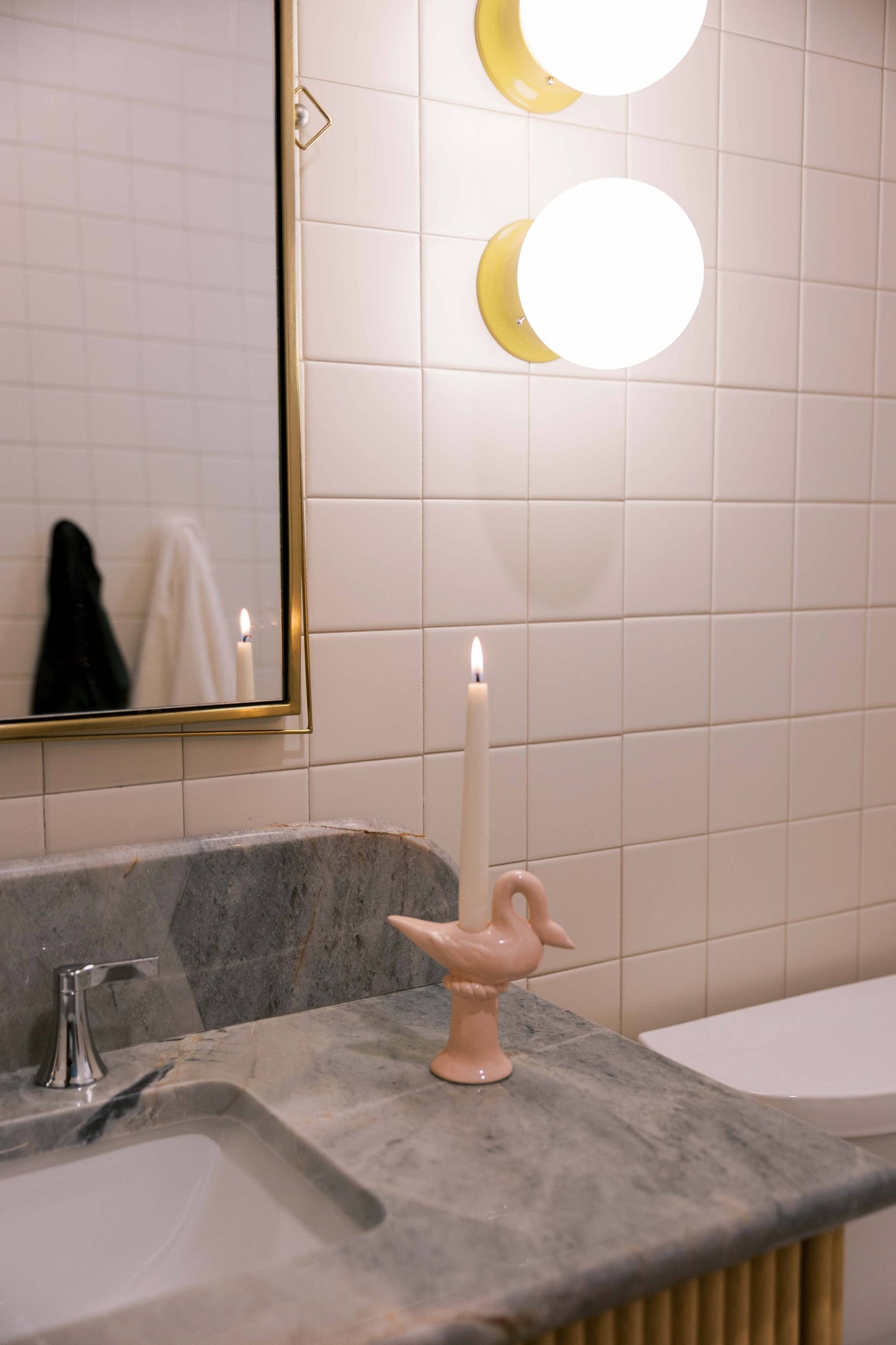 Nordic Swan Candlestick Holder | Pink