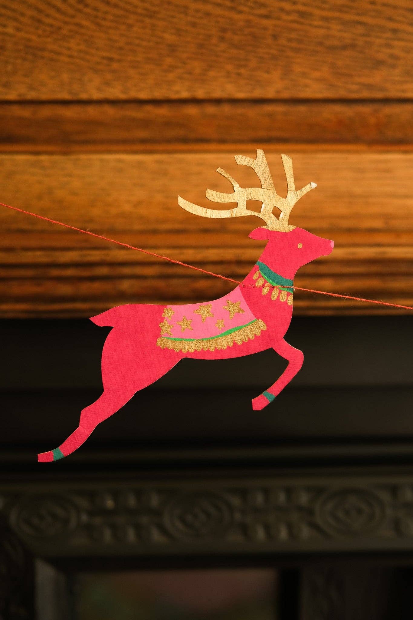 BRIGHT REINDEER SEWN GARLAND