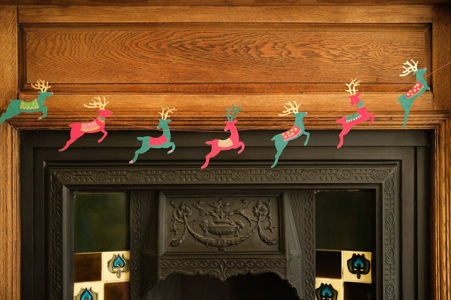 BRIGHT REINDEER SEWN GARLAND