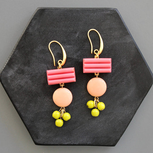 KYLE34 vintage coral glass earrings