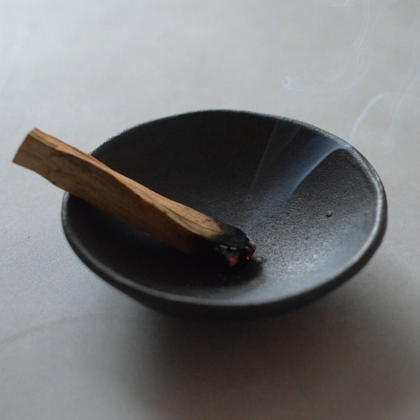[Burning Ritual] Raw Black Clay Smudging Bowl